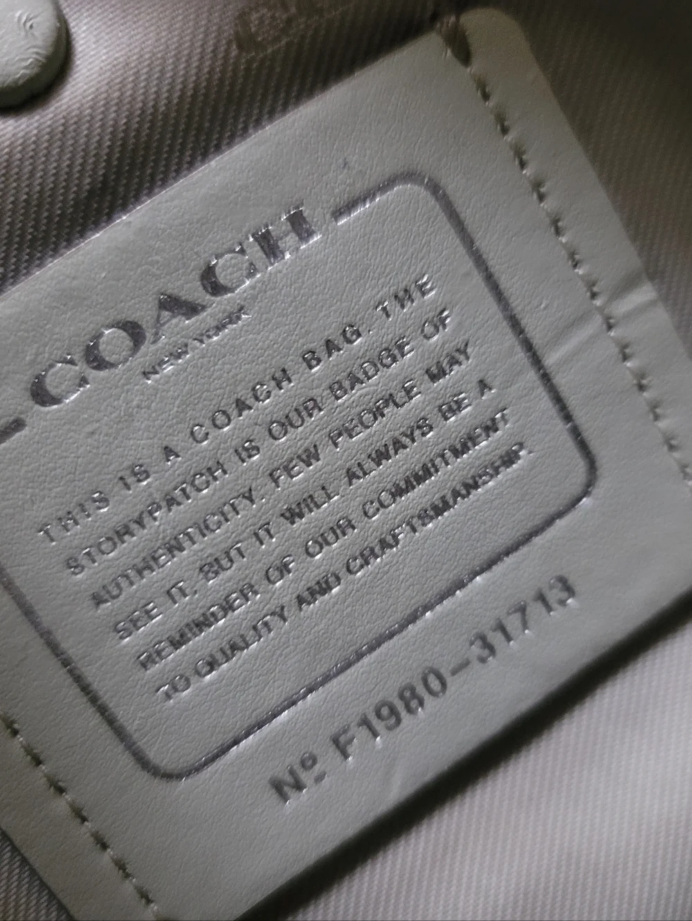 Coach Bond Carryall Satchel 2019 With Detachable Strap - Picture 2 of 16